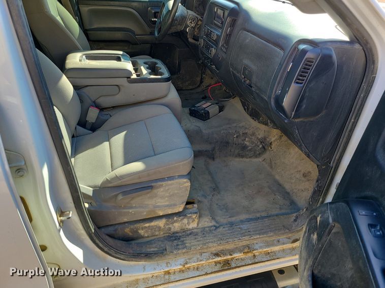 image for item JG9373 2015 GMC Sierra 1500  Crew Cab pickup truck