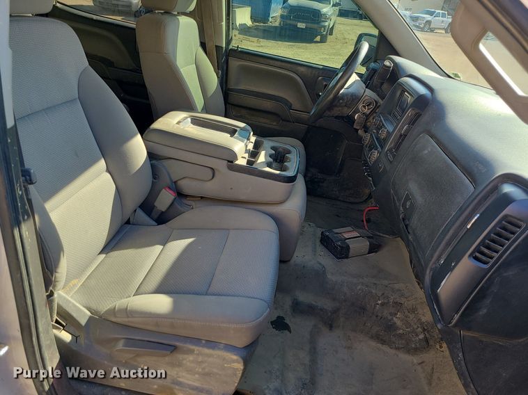 image for item JG9373 2015 GMC Sierra 1500  Crew Cab pickup truck