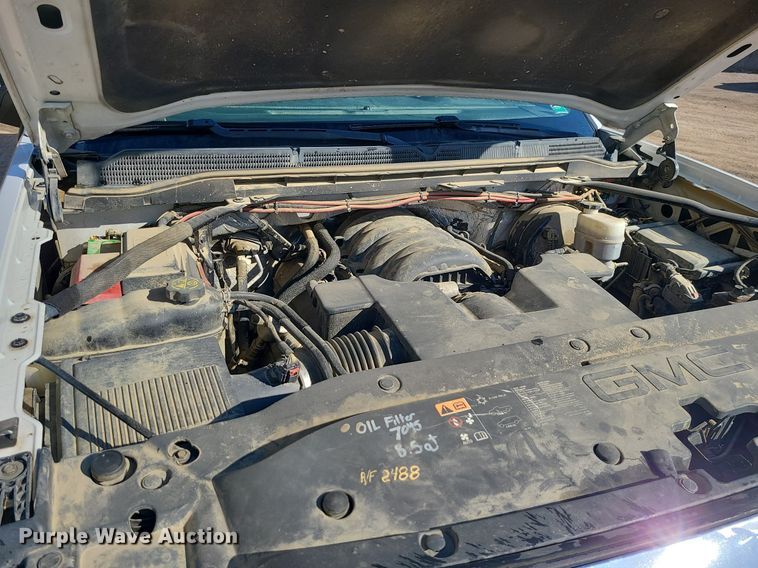 image for item JG9373 2015 GMC Sierra 1500  Crew Cab pickup truck