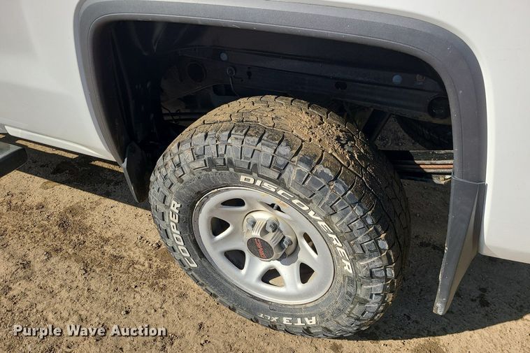 image for item JG9373 2015 GMC Sierra 1500  Crew Cab pickup truck