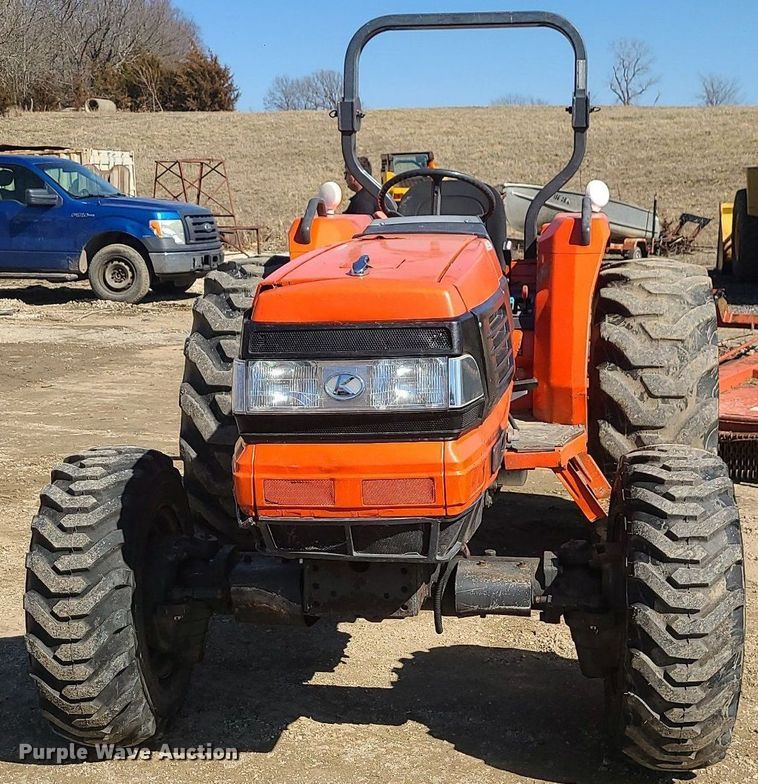 image for item JG9377 Kubota L4610  MFWD tractor