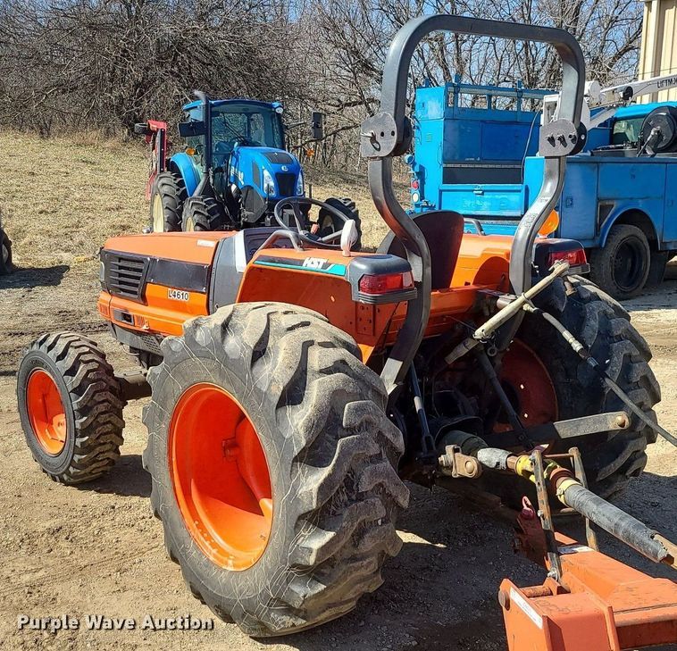 image for item JG9377 Kubota L4610  MFWD tractor