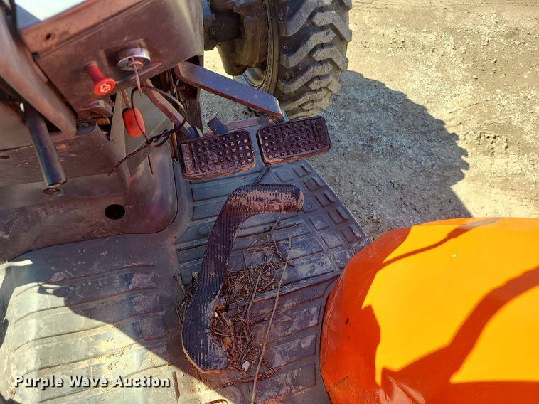 image for item JG9377 Kubota L4610  MFWD tractor