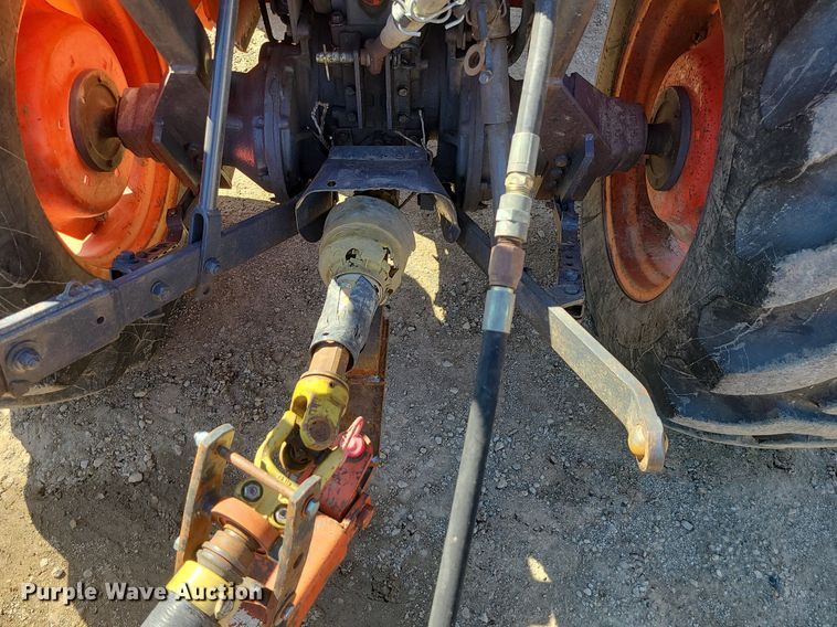 image for item JG9377 Kubota L4610  MFWD tractor