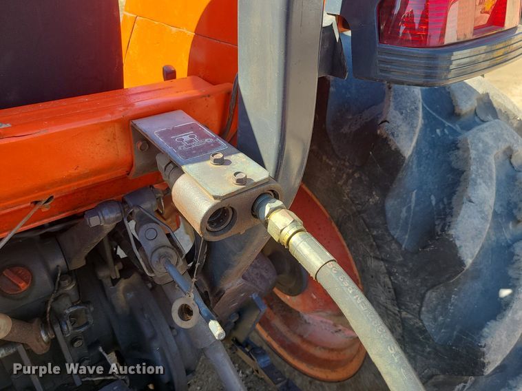 image for item JG9377 Kubota L4610  MFWD tractor
