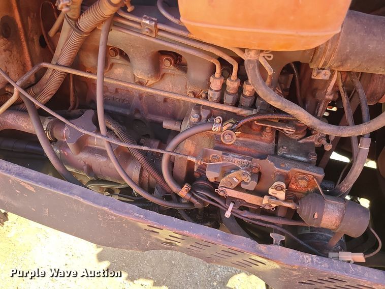 image for item JG9377 Kubota L4610  MFWD tractor