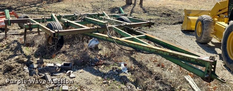 image for item JG9379 John Deere 1600  chisel