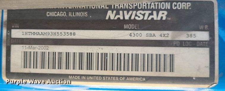 image for item JG9387 2003 International 4300  utility / service truck