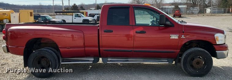 image for item JG9409 2007 Dodge Ram 3500HD  Quad Cab pickup truck