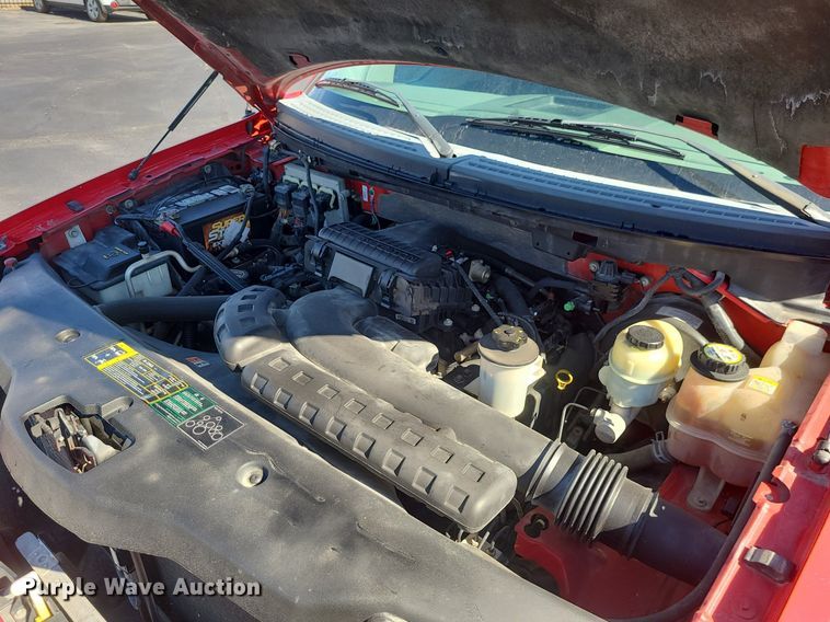 image for item JG9413 2004 Ford F150  SuperCrew pickup truck