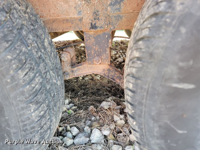 image for item JL9332 2009 Shop built  utility trailer