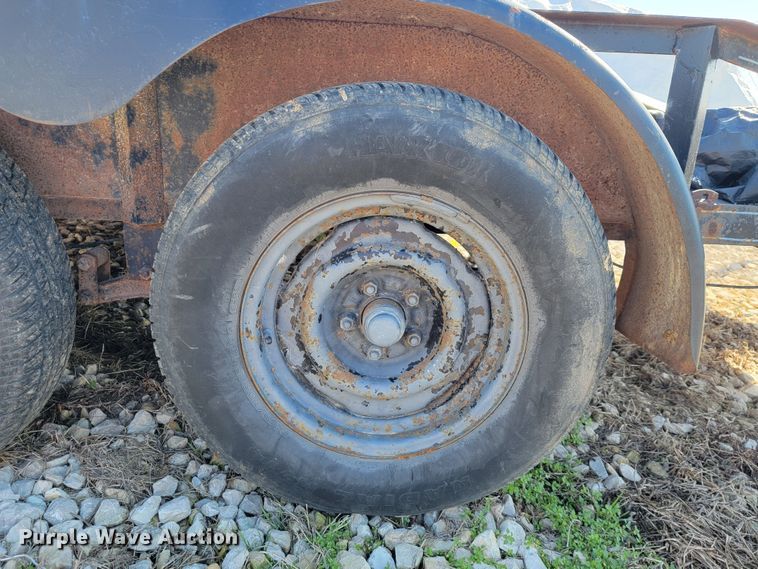 image for item JL9332 2009 Shop built  utility trailer