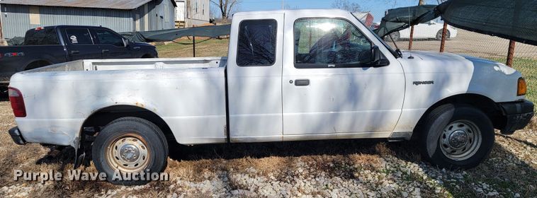 image for item JL9334 2003 Ford Ranger  SuperCab pickup truck