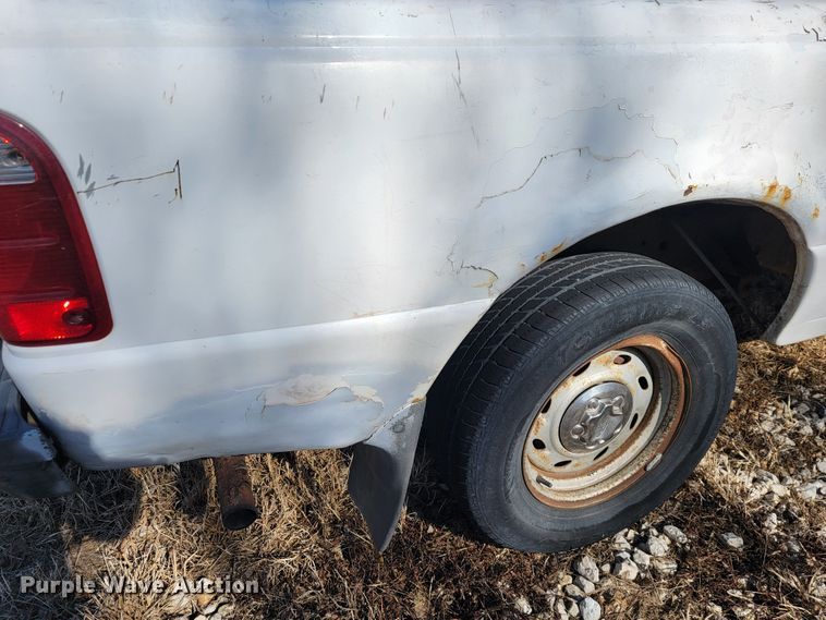 image for item JL9334 2003 Ford Ranger  SuperCab pickup truck