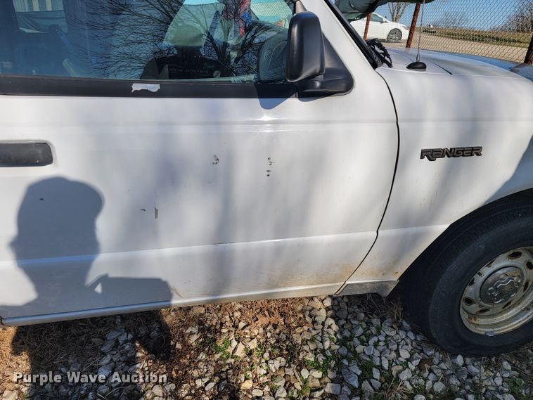 image for item JL9334 2003 Ford Ranger  SuperCab pickup truck