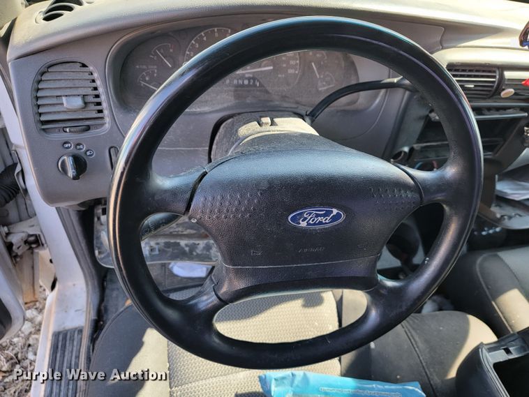 image for item JL9334 2003 Ford Ranger  SuperCab pickup truck