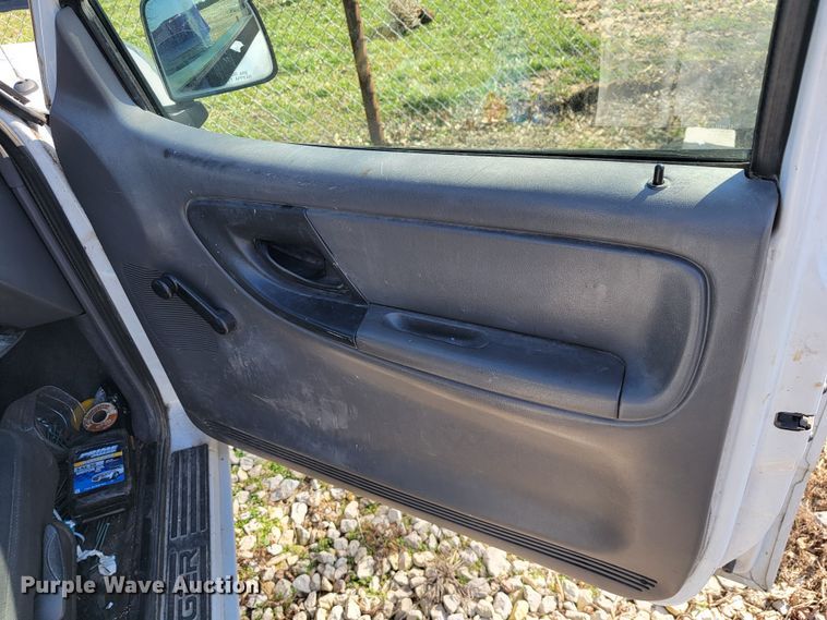 image for item JL9334 2003 Ford Ranger  SuperCab pickup truck