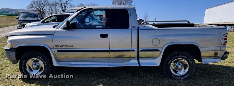 image for item JL9341 1998 Dodge Ram 1500  Quad Cab pickup truck