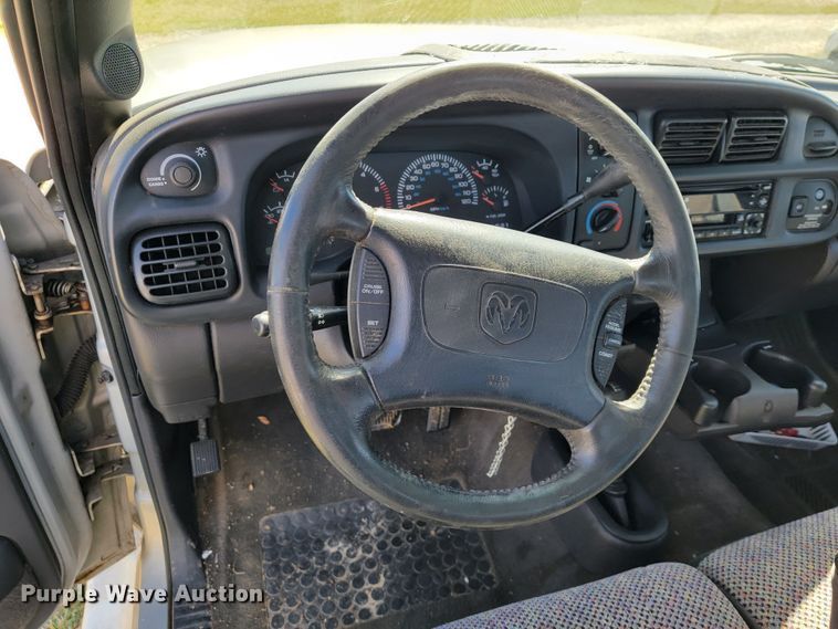 image for item JL9341 1998 Dodge Ram 1500  Quad Cab pickup truck