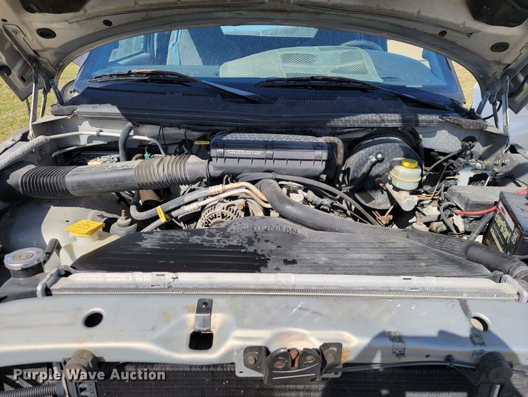 image for item JL9341 1998 Dodge Ram 1500  Quad Cab pickup truck