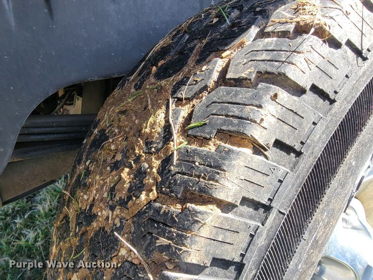 image for item JL9341 1998 Dodge Ram 1500  Quad Cab pickup truck