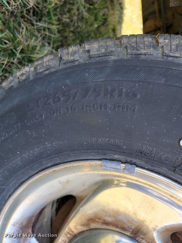 image for item JL9341 1998 Dodge Ram 1500  Quad Cab pickup truck