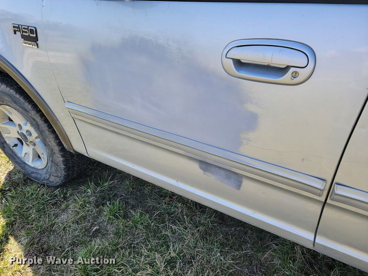 image for item JL9342 2003 Ford F150  SuperCrew pickup truck