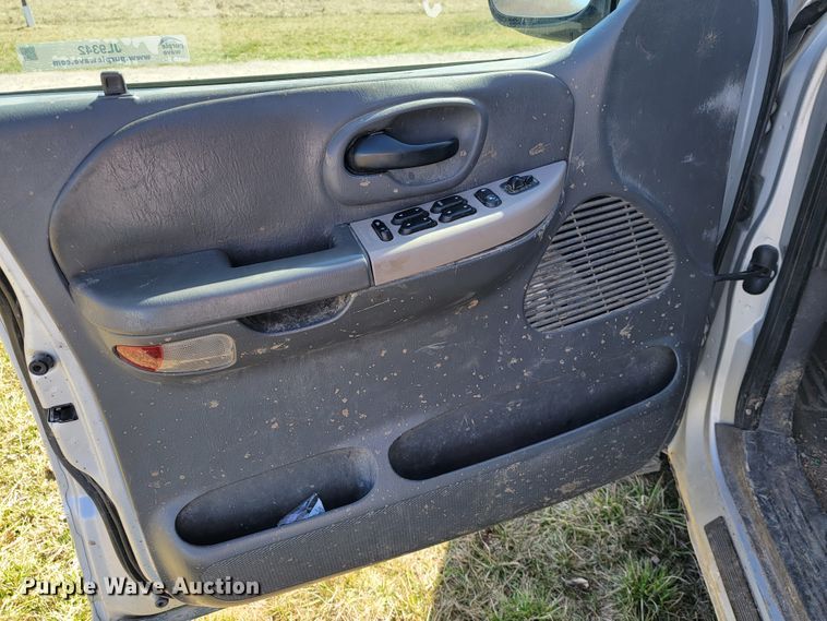 image for item JL9342 2003 Ford F150  SuperCrew pickup truck