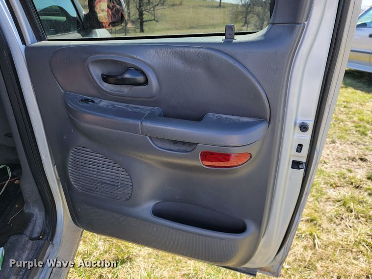 image for item JL9342 2003 Ford F150  SuperCrew pickup truck