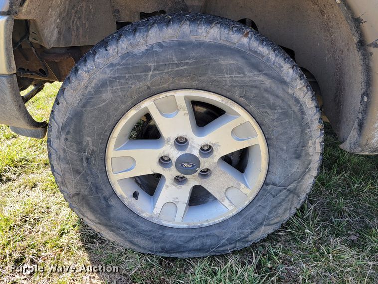 image for item JL9342 2003 Ford F150  SuperCrew pickup truck