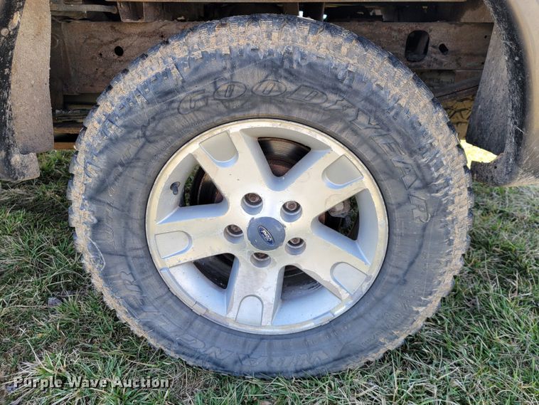 image for item JL9342 2003 Ford F150  SuperCrew pickup truck