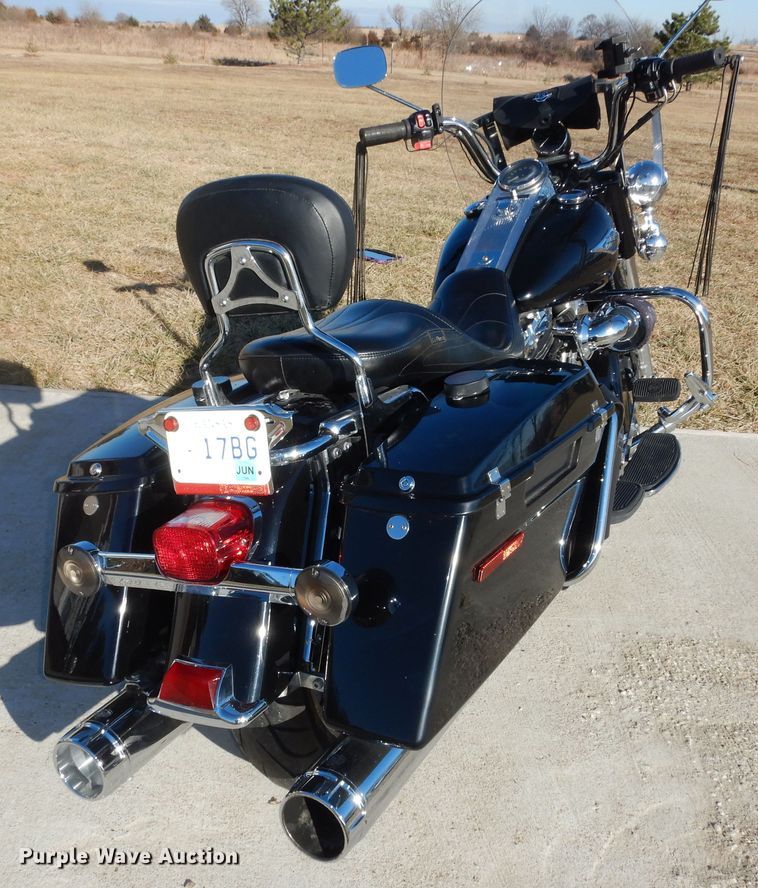 image for item JR9012 2007 Harley Davidson Road King Police  motorcycle