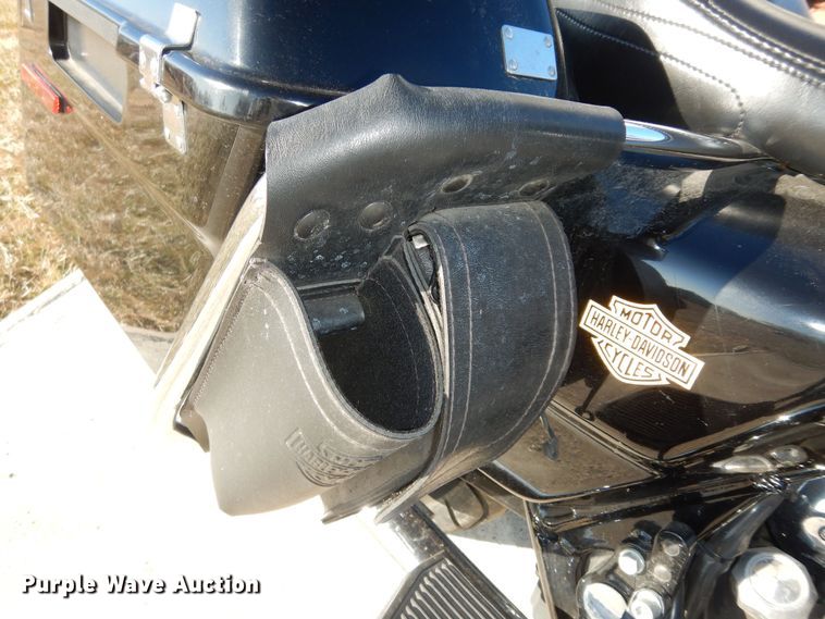 image for item JR9012 2007 Harley Davidson Road King Police  motorcycle