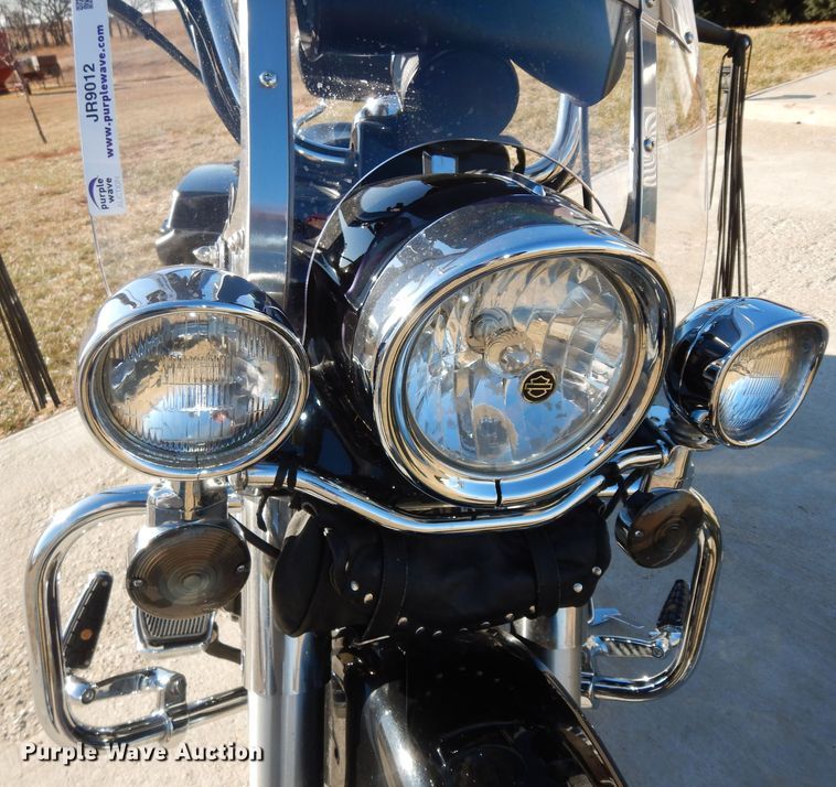 image for item JR9012 2007 Harley Davidson Road King Police  motorcycle