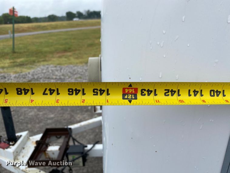 image for item JU9304 2001 S&H  enclosed cargo trailer