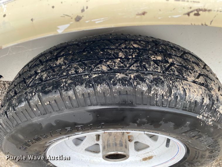 image for item JU9304 2001 S&H  enclosed cargo trailer