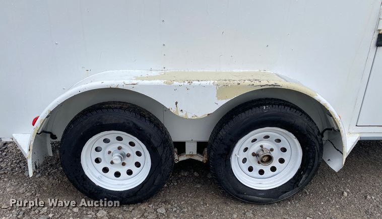 image for item JU9304 2001 S&H  enclosed cargo trailer