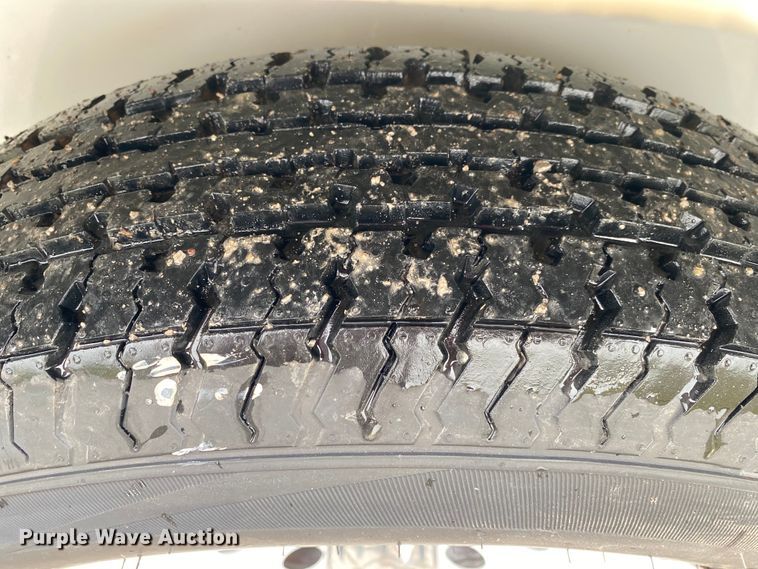 image for item JU9304 2001 S&H  enclosed cargo trailer