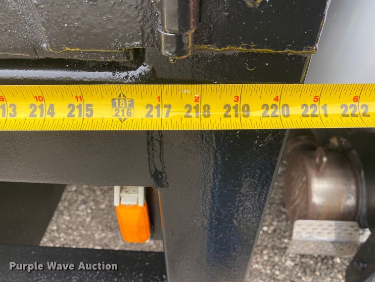 image for item JW9161 2008 Ford F650 Super Duty  flatbed truck