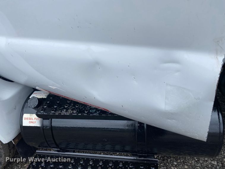 image for item JW9161 2008 Ford F650 Super Duty  flatbed truck