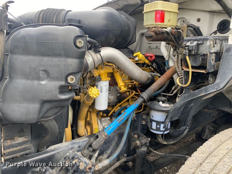 image for item JW9161 2008 Ford F650 Super Duty  flatbed truck