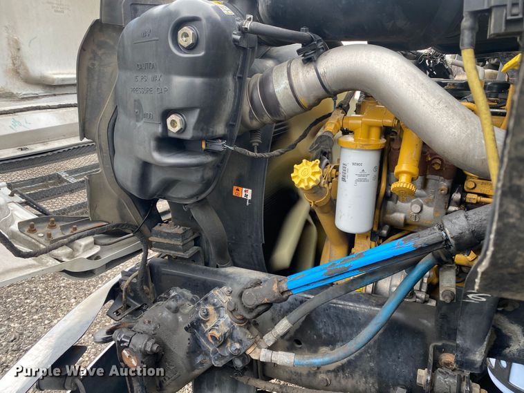 image for item JW9161 2008 Ford F650 Super Duty  flatbed truck