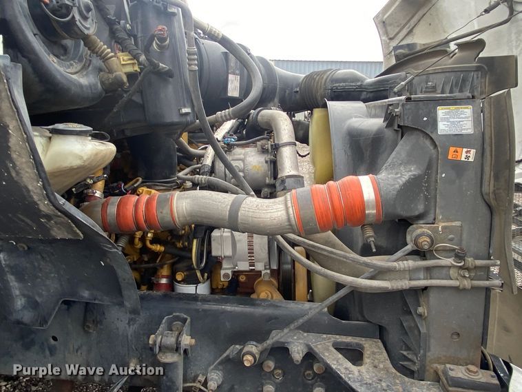 image for item JW9161 2008 Ford F650 Super Duty  flatbed truck