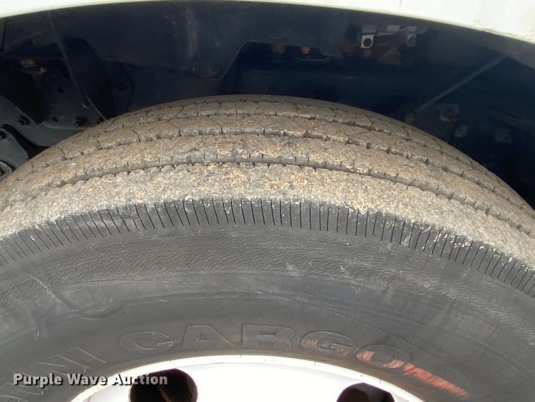 image for item JW9161 2008 Ford F650 Super Duty  flatbed truck