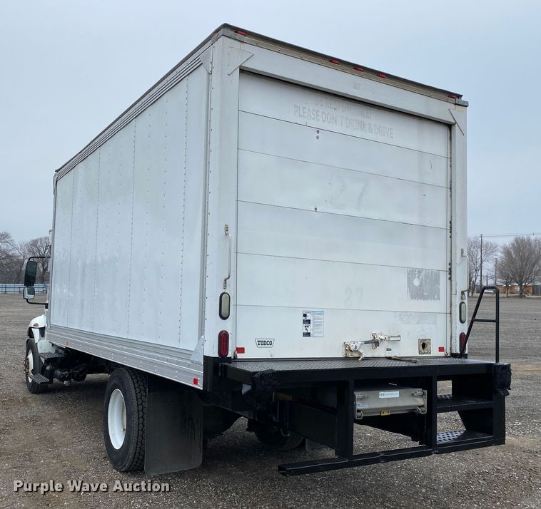 image for item JW9211 2014 International 4300  refrigerated truck