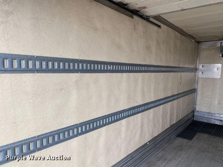 image for item JW9211 2014 International 4300  refrigerated truck