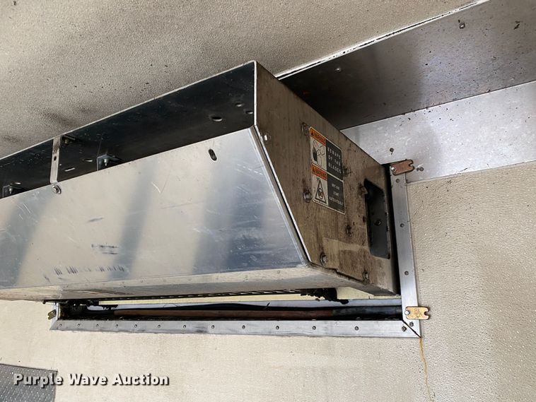 image for item JW9211 2014 International 4300  refrigerated truck