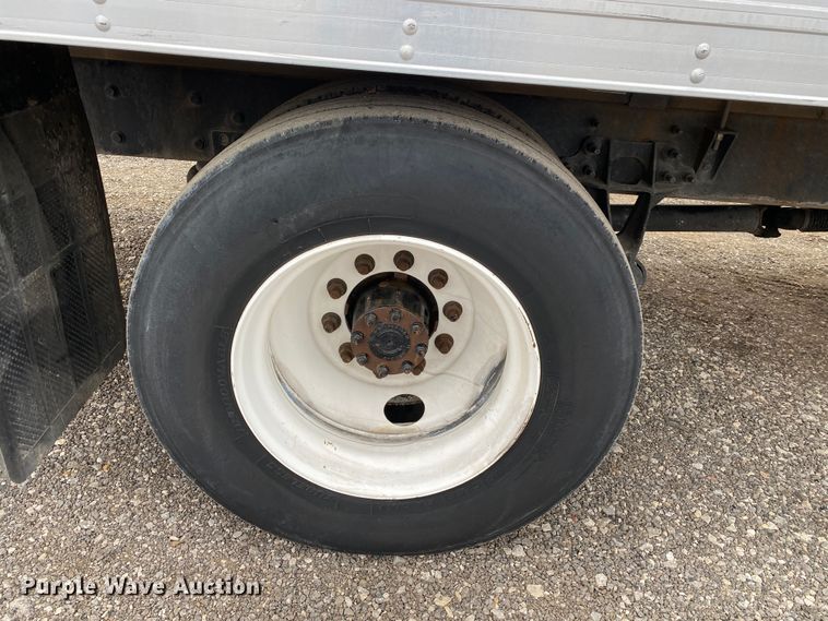 image for item JW9211 2014 International 4300  refrigerated truck