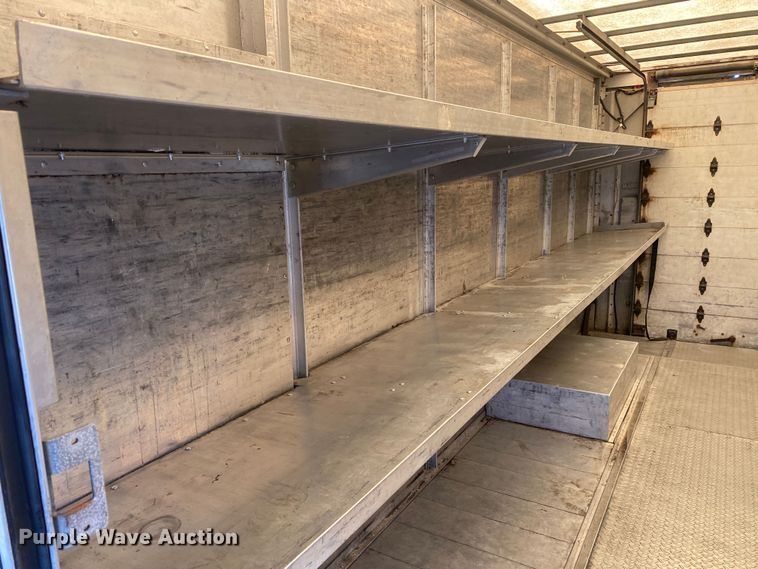 image for item JW9245 2007 Freightliner MT55  delivery van