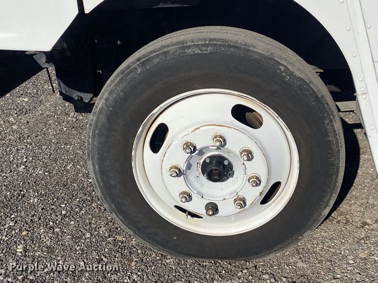 image for item JW9245 2007 Freightliner MT55  delivery van